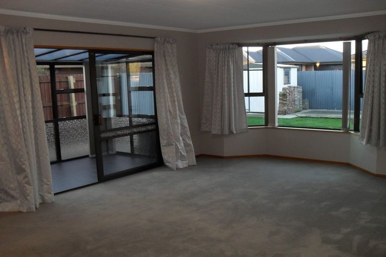 Photo of property in 47 Oakhampton Street, Hornby, Christchurch, 8042