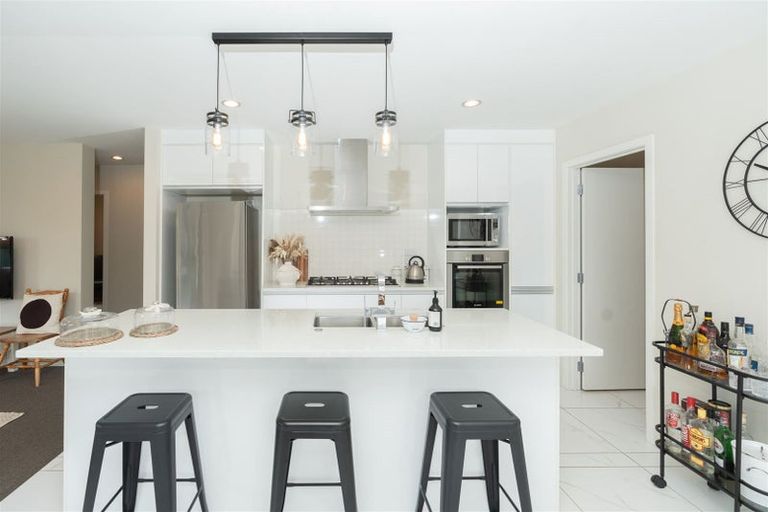 Photo of property in 60 Magellan Rise, Flagstaff, Hamilton, 3210