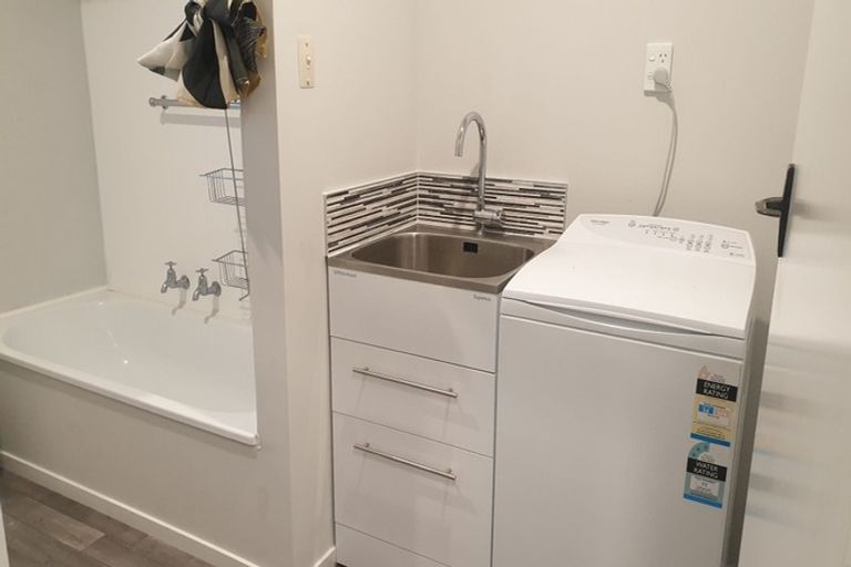 Photo of property in 2/7 Draper Street, Richmond, Christchurch, 8013