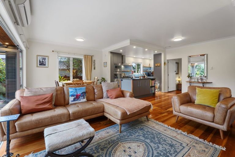 Photo of property in 1/3 Morrow Avenue, Bucklands Beach, Auckland, 2012