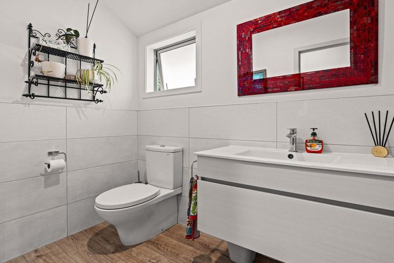 Photo of property in 40 Oceanview Road, Mount Maunganui, 3116