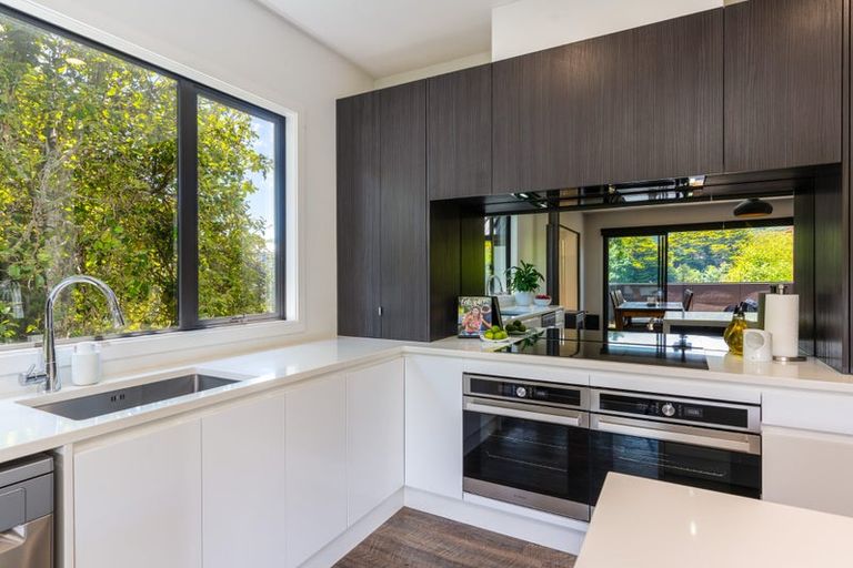 Photo of property in 4a Ryan Grove, Tawa, Wellington, 5028