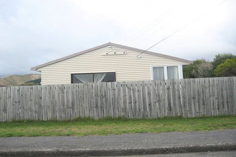 Photo of property in 148 Tilley Road, Paekakariki, 5034