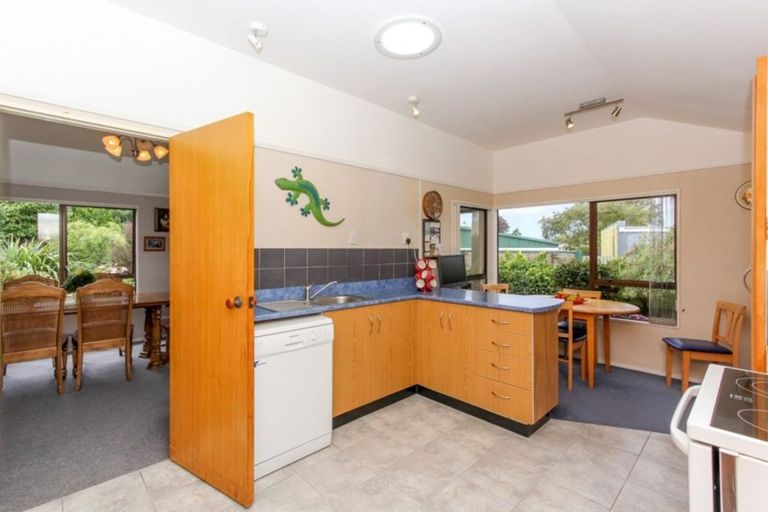 Photo of property in 1 Rangiora Place, Inglewood, 4330