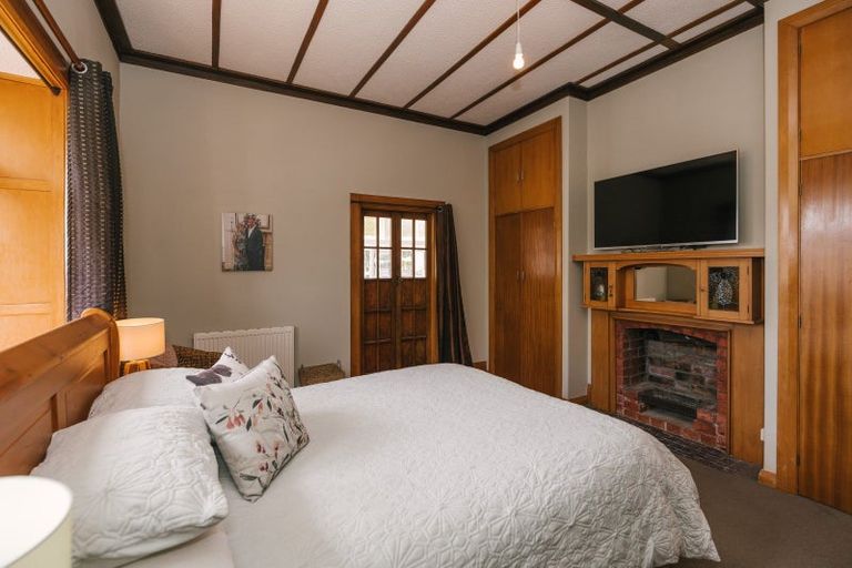 Photo of property in 168 College Street, Awapuni, Palmerston North, 4412