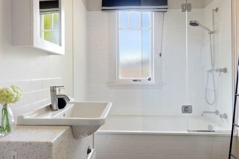 Photo of property in 237 River Road, Claudelands, Hamilton, 3214