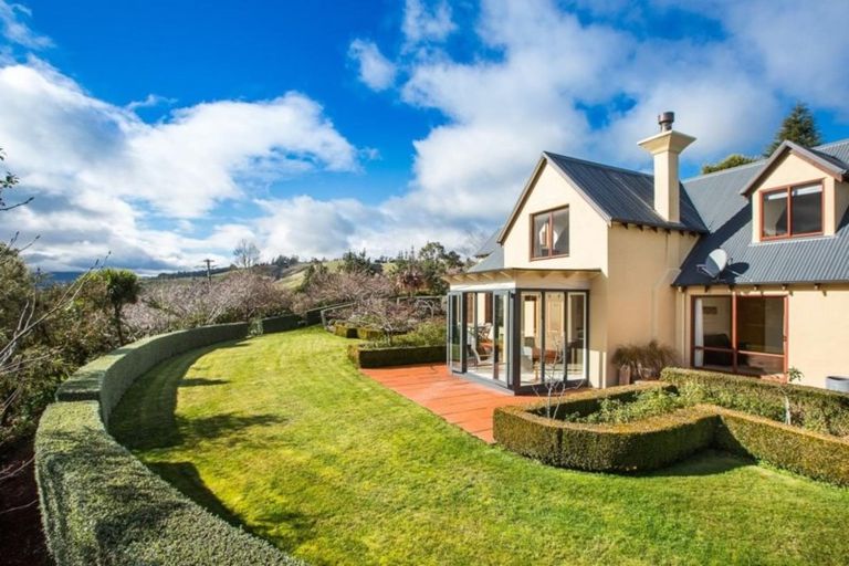 Photo of property in 40 Braeside, Kinmont Park, Mosgiel, 9024