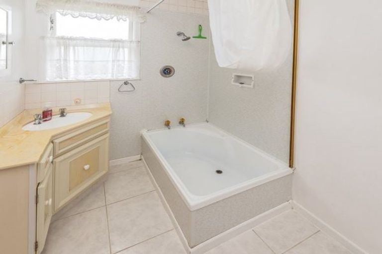 Photo of property in 11 Toi Street, Tawhero, Whanganui, 4501