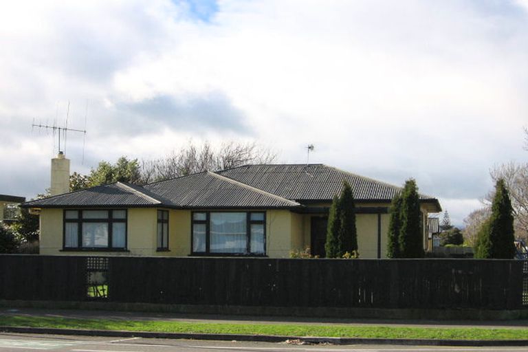 Photo of property in 53 Wood Street, Takaro, Palmerston North, 4410
