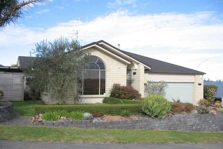 Photo of property in 4 Glenside Rise, Grandview Heights, Hamilton, 3200