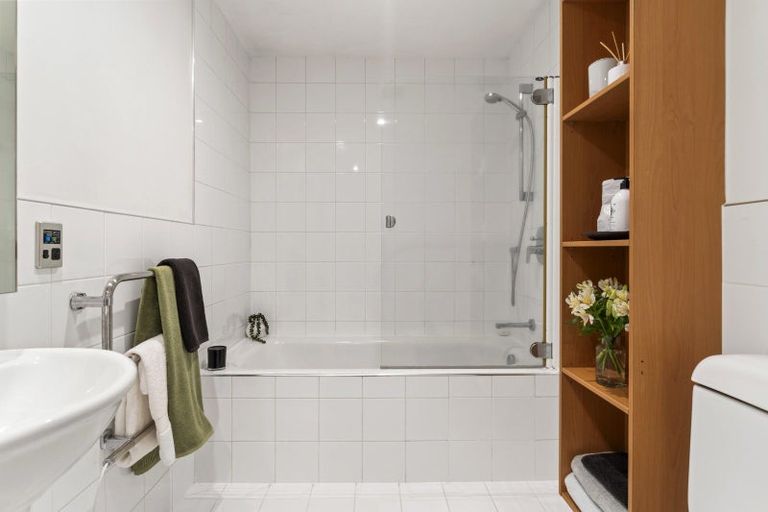 Photo of property in 1d/2 Dickens Street, Grey Lynn, Auckland, 1021