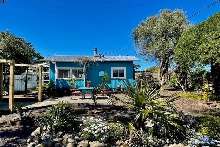 Photo of property in 12 Ferguson Street, Bay View, Napier, 4104