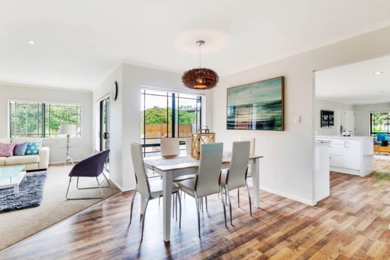 Photo of property in 1 Rutgers Place, Albany, Auckland, 0632