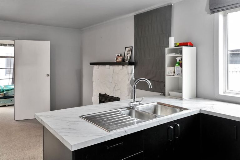 Photo of property in 14 Johnstone Street, Tinwald, Ashburton, 7700