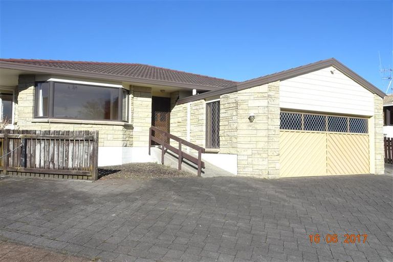 Photo of property in 4b Begonia Way, Greerton, Tauranga, 3112