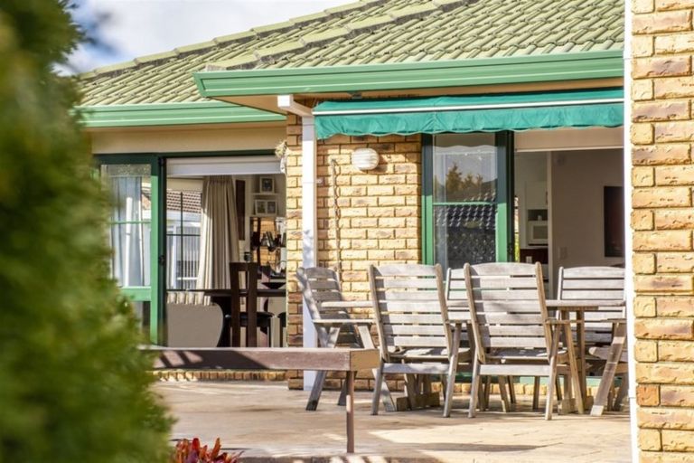 Photo of property in 6 Whakaruru Place, Matua, Tauranga, 3110