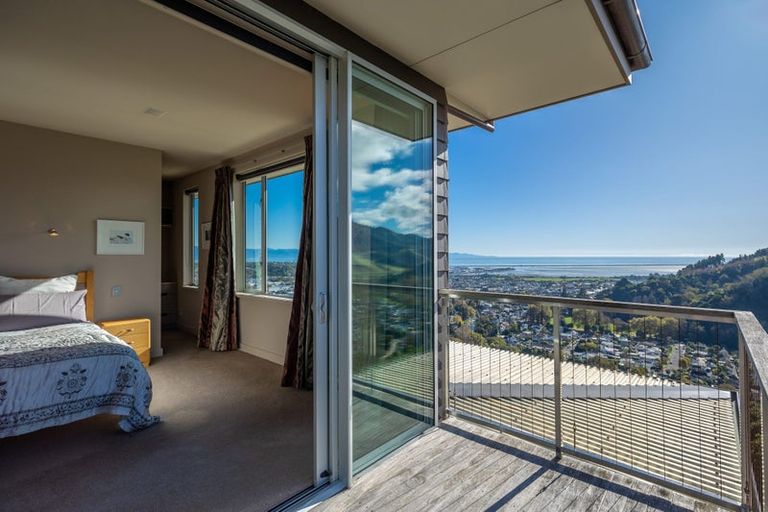 Photo of property in 4 City Heights, Maitai, Nelson, 7010