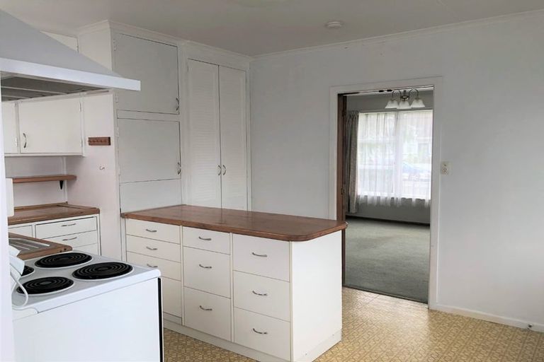 Photo of property in 1 Trafalgar Street, Levin, 5510