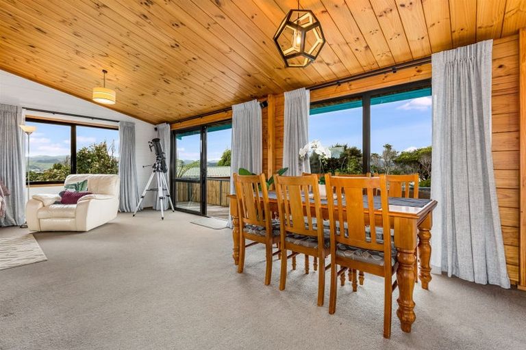 Photo of property in 29 James Cook Drive, Whitby, Porirua, 5024