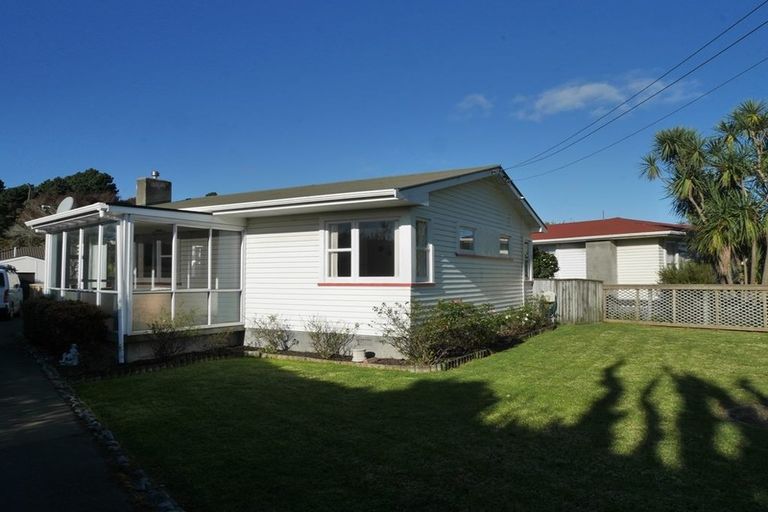 Photo of property in 151 Te Moana Road, Waikanae, 5036