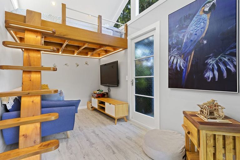 Photo of property in 21 Castaway Place, Gulf Harbour, Whangaparaoa, 0930