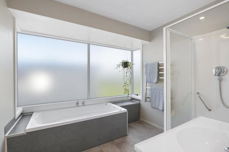 Photo of property in 1 Santa Rosa Avenue, Halswell, Christchurch, 8025