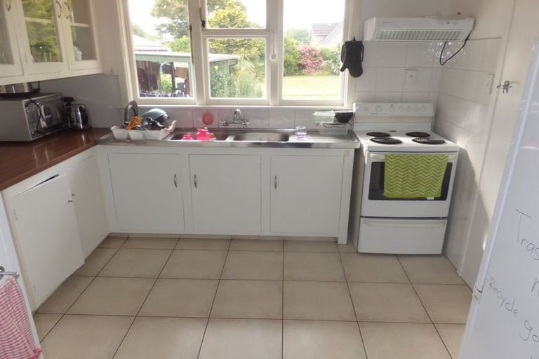 Photo of property in 5 Gladson Avenue, Sockburn, Christchurch, 8042