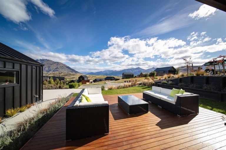 Photo of property in 29 Glenfiddich Road, Jacks Point, Queenstown, 9371