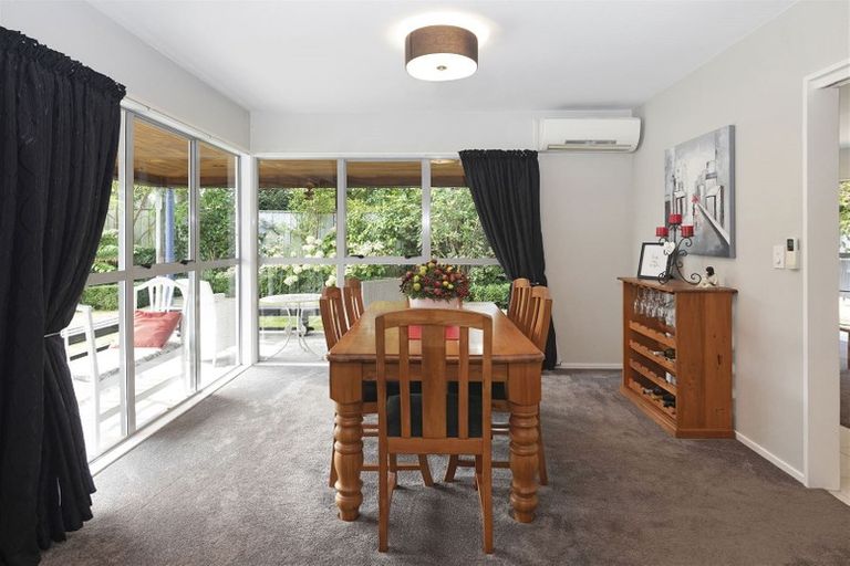 Photo of property in 238 Withells Road, Avonhead, Christchurch, 8042