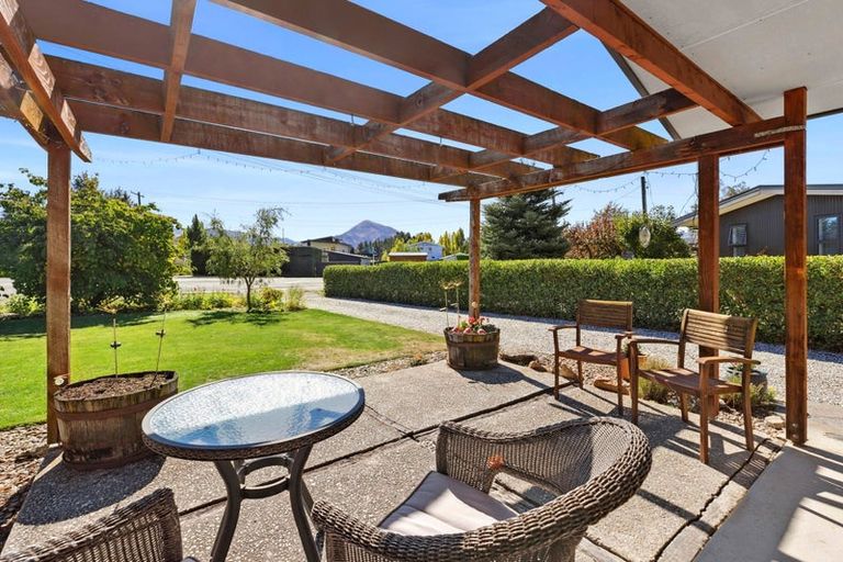 Photo of property in 3 Dale Street, Albert Town, Wanaka, 9305