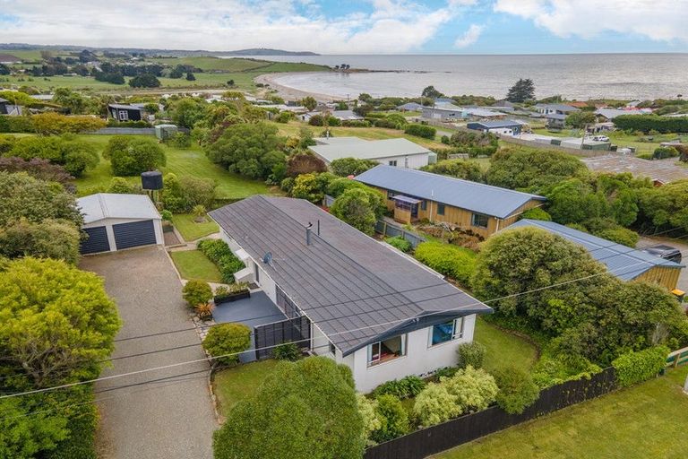Photo of property in 34 Magdala Street, Kakanui, Oamaru, 9495