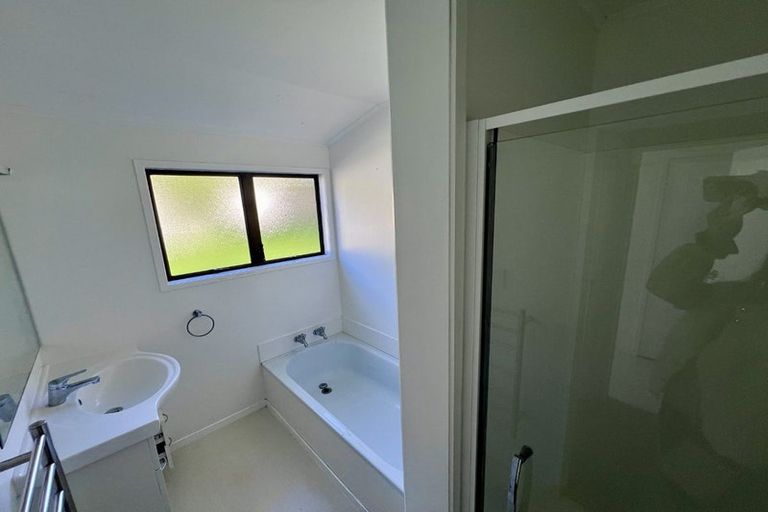 Photo of property in 12a Kenneth Hopper Place, Manly, Whangaparaoa, 0930