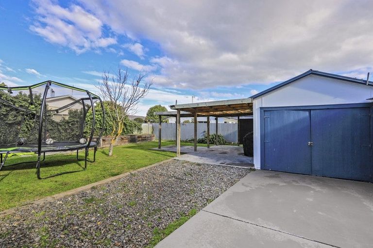 Photo of property in 2/707 Queen Street East, Parkvale, Hastings, 4122