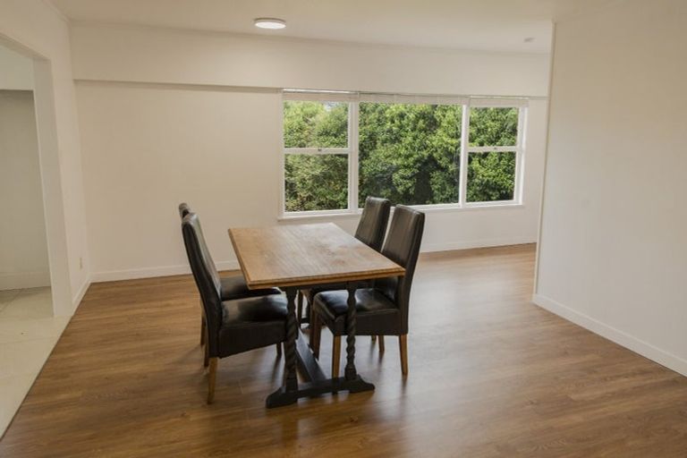 Photo of property in 3/12 Nile Road, Milford, Auckland, 0620