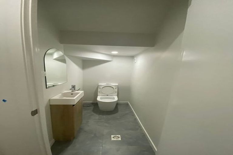 Photo of property in 6 Paina Crescent, Massey, Auckland, 0614