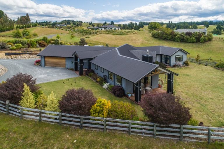 Photo of property in 6 Westmere Drive, Tasman, Upper Moutere, 7173