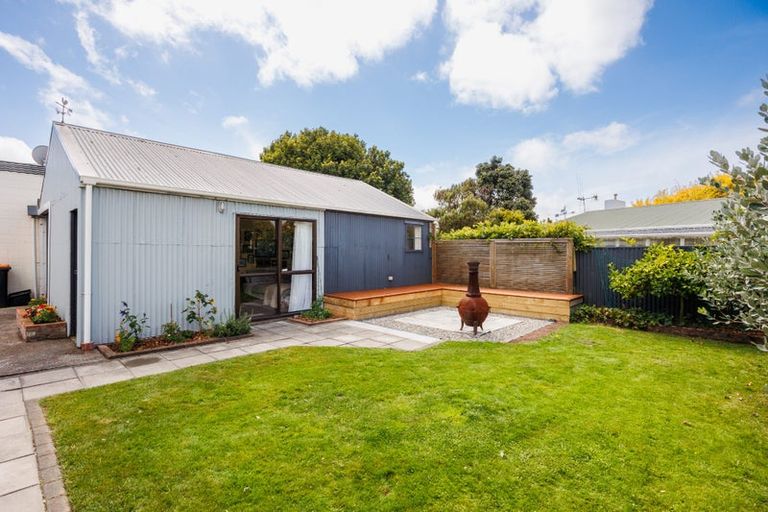 Photo of property in 8 Karaka Street, Hokowhitu, Palmerston North, 4410