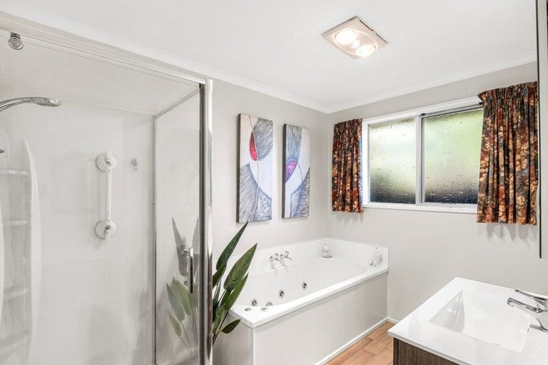 Photo of property in 18 Tisch Place, Belfast, Christchurch, 8051