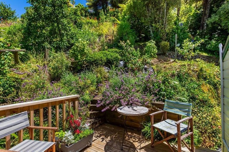 Photo of property in 21 Ferry Road, Days Bay, Lower Hutt, 5013