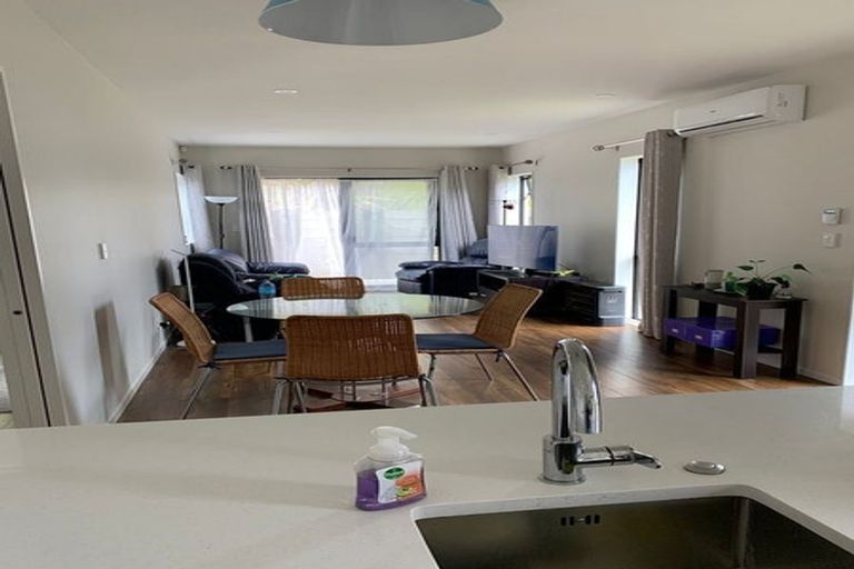 Photo of property in 13 Karo Road, Beachlands, Auckland, 2018