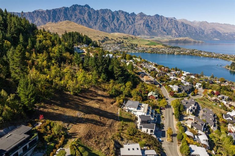 Photo of property in 4/25 Belfast Terrace, Queenstown, 9300