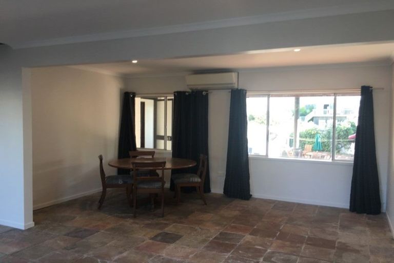 Photo of property in 34 Karewa Parade, Papamoa Beach, Papamoa, 3118