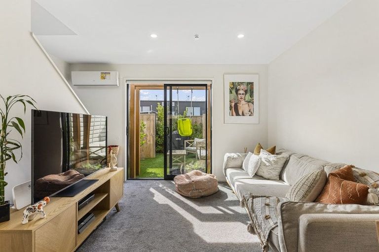 Photo of property in 8/41 Kervil Avenue, Te Atatu Peninsula, Auckland, 0610