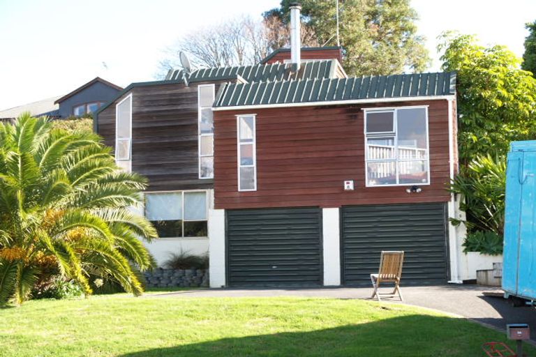 Photo of property in 3a Pah Road, Cockle Bay, Auckland, 2014