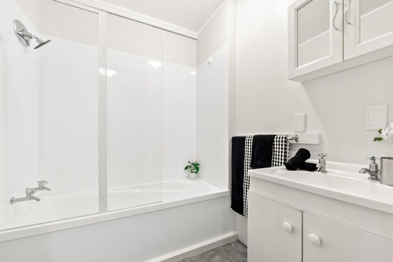 Photo of property in 11g Britannia Street, Petone, Lower Hutt, 5012