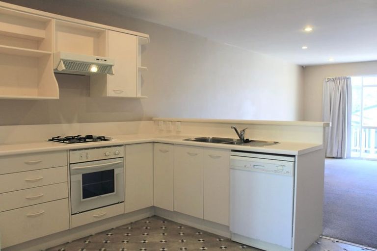 Photo of property in Colombo St Apartments, 2/10 Colombo Street, Newtown, Wellington, 6021