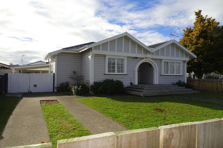 Photo of property in 93 Georges Drive, Napier South, Napier, 4110