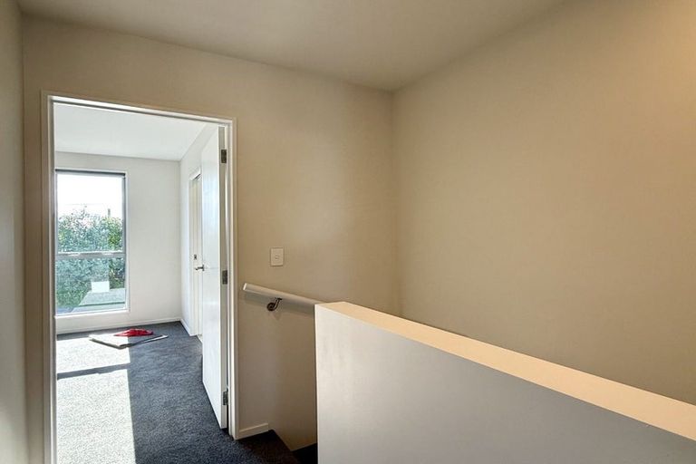 Photo of property in 3/59 Seaview Road, Glenfield, Auckland, 0629