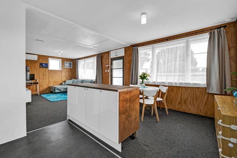 Photo of property in 28 Terou Street, Manaia, 4612