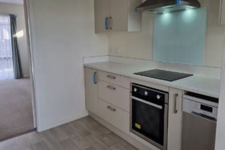 Photo of property in 3/221 Springfield Road, St Albans, Christchurch, 8014